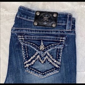 Sz31 Miss Me Boyfriend Capris